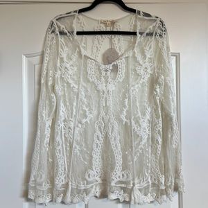 NWT Hem & Thread Lace Top S